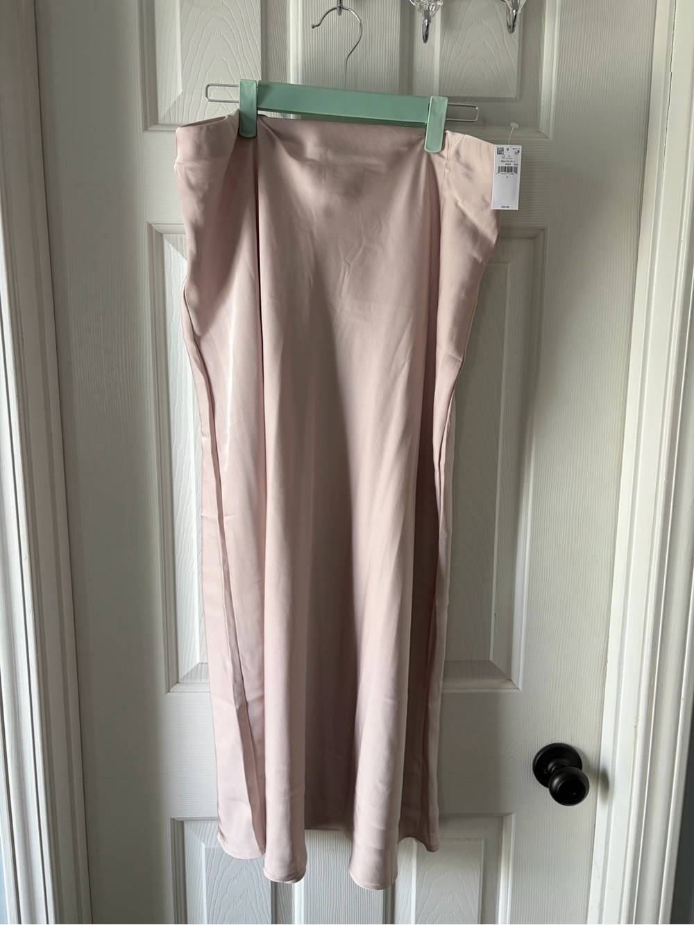 Women's Pink Skirt - Elegant Midi Satin Style